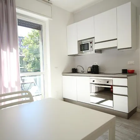 Veniero A - Sx * Milano